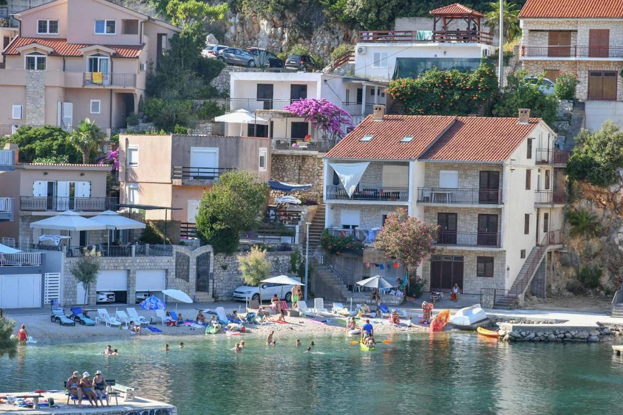 Apartmani Dora Duboka Esterno foto
