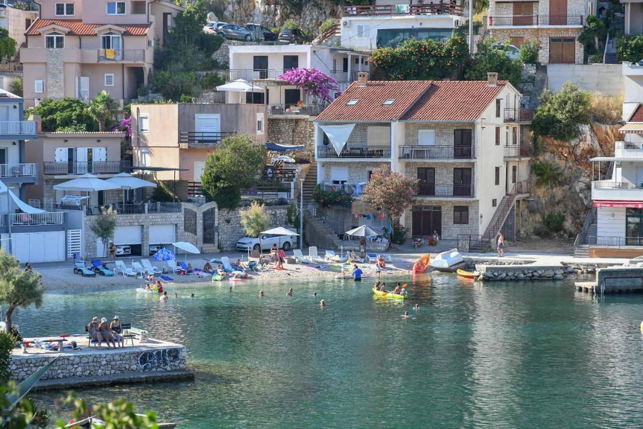 Apartmani Dora Duboka Esterno foto