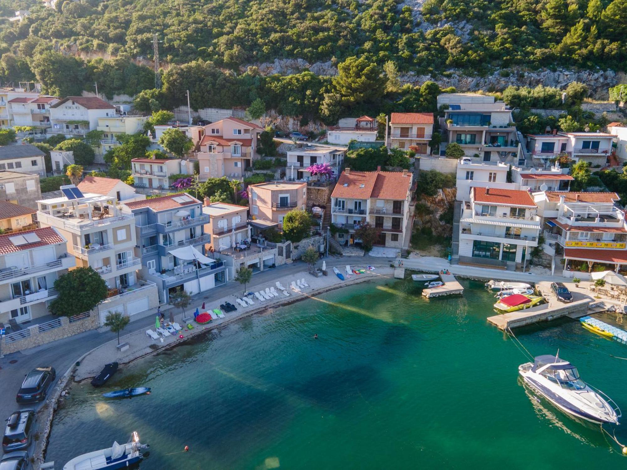 Apartmani Dora Duboka Esterno foto